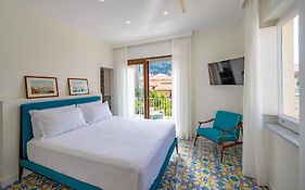 Palazzo Gargiulo Luxury Rooms & Suites (Adults Only)